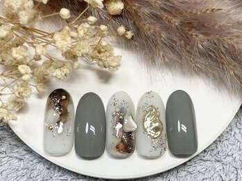 ネイルルームシャイン/
