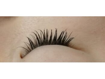 フリルアイビューティ 豊中店(Frill Eye Beauty)/