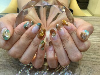 エスフィーネイルサロン ブリーユ(Esfy nailsalon Brille)/ニュアンスネイル