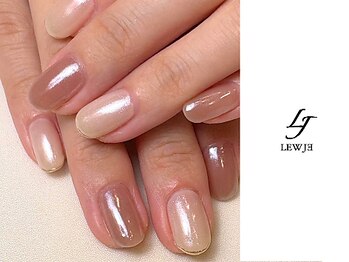 リュージェ(LEWJE)/ホワイトパール ミラー 上品