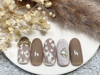ネイルルームシャイン/