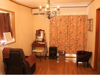 クイーンアリス(QUEEN ALICE)