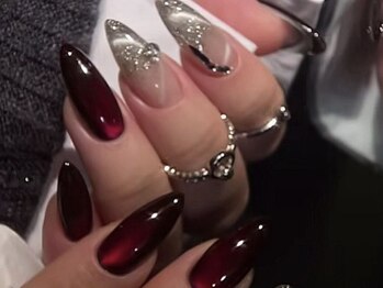 ミュウミュウ(miumiu)/冬限定ネイル特集