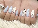ライトブルードットネイル