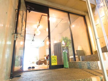 ルークスネイル(LOCUS NAIL)/【外観】