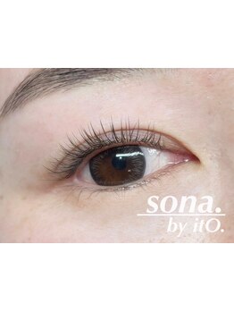 ナチュラル上品な目元にしたい