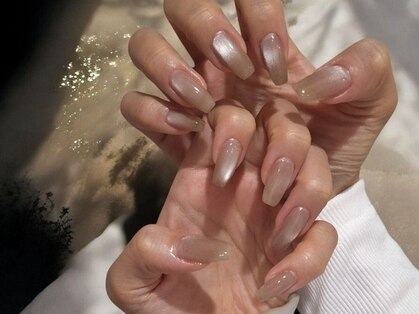 ネイルズ バックフロウ(Nails Back Flow)の写真