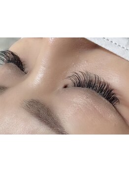 ボリュームのある目元にしたい