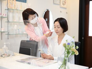 メナードフェイシャルサロン 印西草深店/お肌の状態もチェック☆