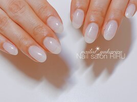 キラキラシアーホワイト