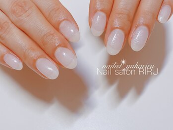 キラキラシアーホワイト