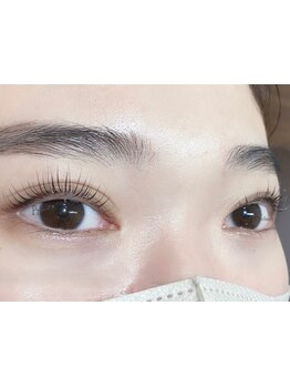 ナチュラル上品な目元にしたい