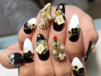 リリーヘブン(LILY HEAVEN)/持込パーツでこだわりnail