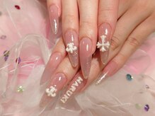 クリスタルネイル(CrystalNail)