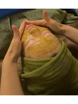 シフォン(chiffon)の写真/ハーブの力で呼び覚ます「自慢したくなる素肌」。巡りを整え、内側から弾むハリと透明感を。