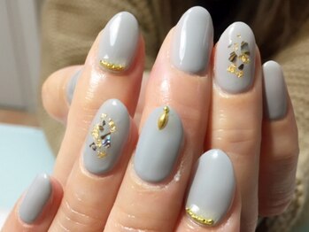 リリーヘブン(LILY HEAVEN)/グレーでオシャレnail