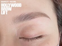 ニコ(nico)/ハリウッドブロウリフト