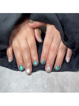 人気マグネットネイル