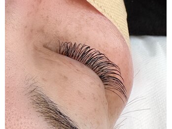 プトゥリチュール(Putritulle)/LEDでデザインキープラッシュ