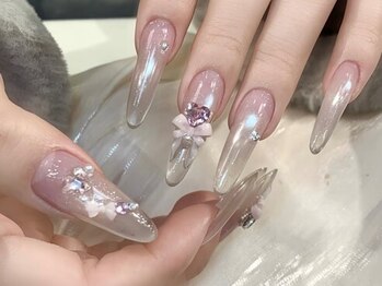 ナインカラット 神田店(9 Carats)の写真/【スカルプ＆チップ対応◎】季節のデザインも持ち込みOK♪パーツ種類500以上＆つけ放題！