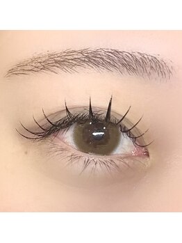 毛染め工房の写真/＜持続性◎付け心地◎＞自まつげに負担を少なくしっかり盛れる★持続性バッチリなので忙しい方にも♪