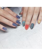 エムネイル(eM nail)/アシンメトリーデザイン