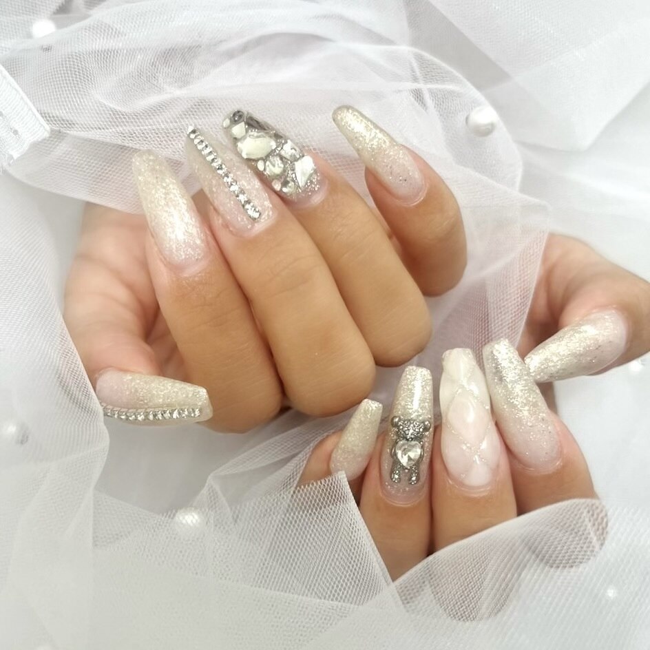 2026年春トレンド】ホワイト ワンカラーのネイルデザイン集｜人気順