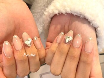 パシャ(Pasha)/囲みフレンチ×ビジュー