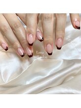 ルナ(Luna)/フレンチネイル