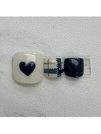 バレンタイン　冬ネイル