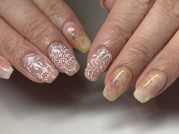 ヴレ ネイル(vrai nail)/刺繍ネイル