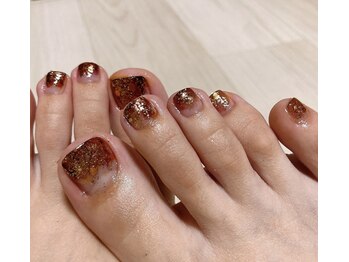 SALON CUORE【6月2日OPEN（予定）】の写真/お仕事柄ネイルNGでも大丈夫！夏に向けて魅せる足元に★イベント前にも◎(39文字)