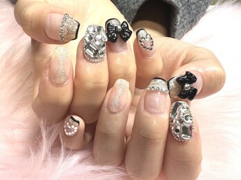 ラッシュ ネイル(LUSH nail)の写真/"モチの良さ&確かな技術"がウリのLUSH nail★シンプル派～デザイン派まで幅広く対応◎高技術で素敵な指先に