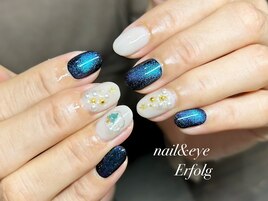 ホワイトクリスマスツリーネイル