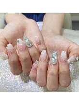 クイーンズビューティーサロン 新宿本店(Queen's beauty salon)/長さだし　パラジェル対応可