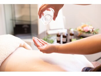 エステティックサロン縁/厳選のオイルを使用