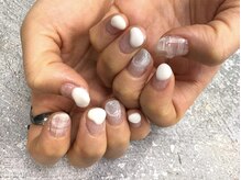 イビズ 新宿店(eviz)/ぷっくりネイル