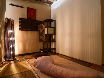 タカサキ リラクゼーション カシス/タイ古式整体のお部屋
