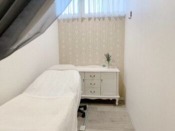 サロン ド ボーテ シュエット (Salon de beaute Chouette)/Eye booth