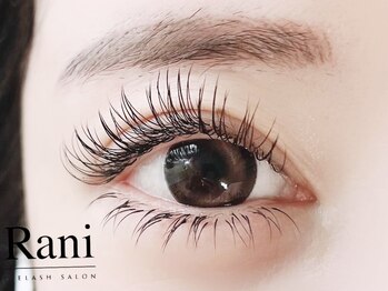 ラニ 恵比寿店(Rani)の写真/最軽量フラットラッシュ上下付け放題でまつ毛の負担を軽減◎コーティングで流行の束感まつげにお仕上げも★