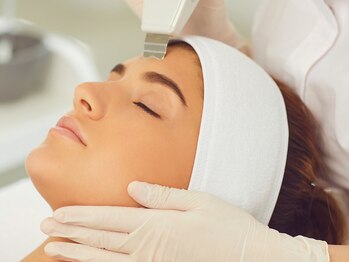 ルナ クレッシェンテ(Luna crescente)の写真/【超音波毛穴洗浄】角栓、黒ずみ、ザラつき徹底ケア◎本格スキンケアでぷるツヤ毛穴レス肌へ♪