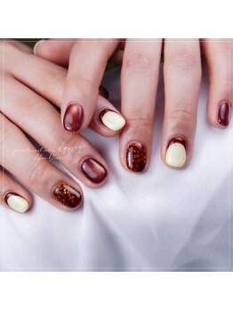 瑠璃(RURI)/チョコキャラメル持ち込みネイル