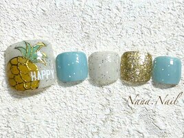 HAPPYロゴ×パイナップルネイル