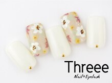 スリーネイルプラスアイラッシュ(Threee Nail+Eyelash)/ボタニカル柄ネイル
