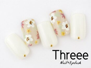 スリーネイルプラスアイラッシュ(Threee Nail+Eyelash)/ボタニカル柄ネイル