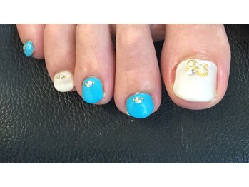 レビー(Revie)/フットネイル