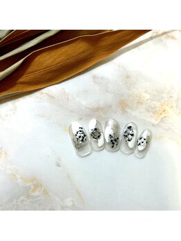 ガレ(Galet)/モノトーンニュアンス!