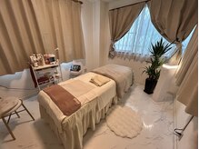 サロン ド プレジール(Salon de Plaisir)の雰囲気（人の目が気にならない完全個室あり。）