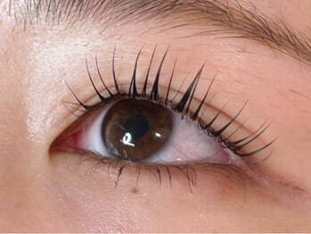 ウルカ アイラッシュ(uruka EYELASH)/ラッシュリフト[まつ毛パーマ]