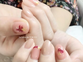 春を感じる押し花ネイル